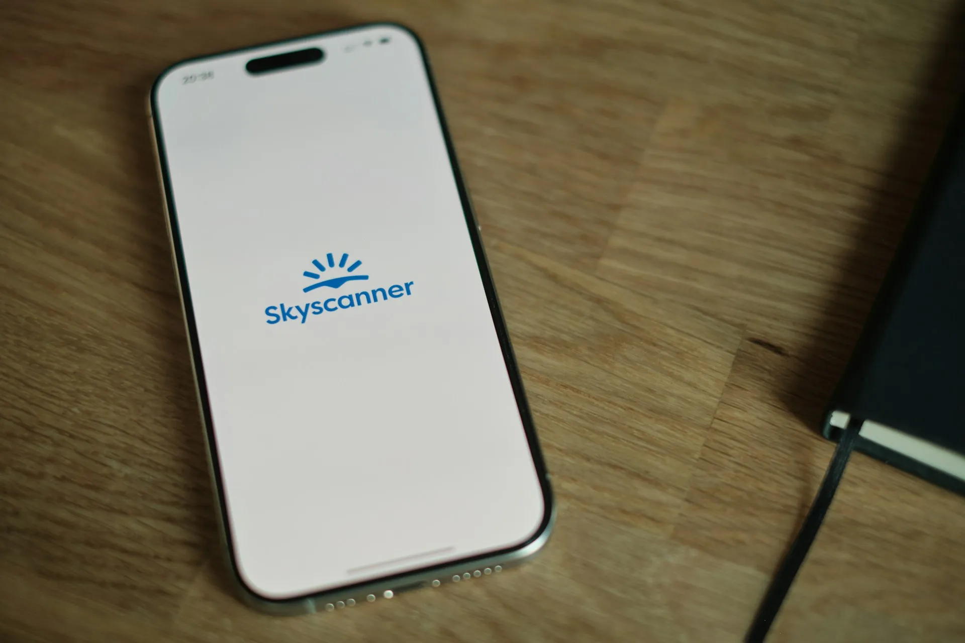 Guide étape par étape : créer un clone de Skyscanner avec Adalo